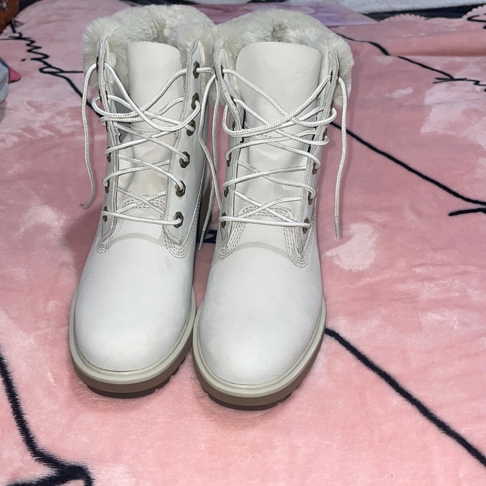 Timberland faux fur boots, small heal. White. Never used